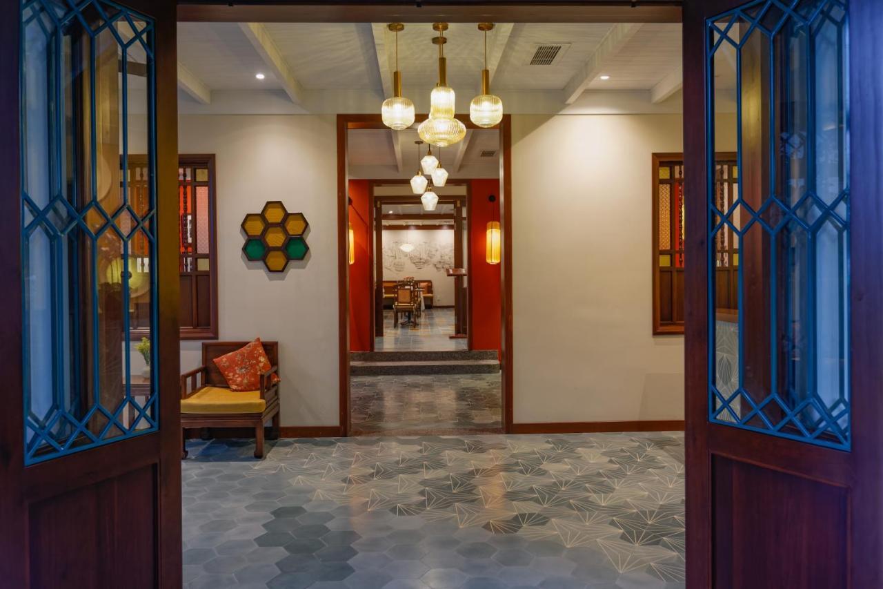 Khách Sạn Cozy Savvy Boutique Hội An Ngoại thất bức ảnh Interior of the hotel